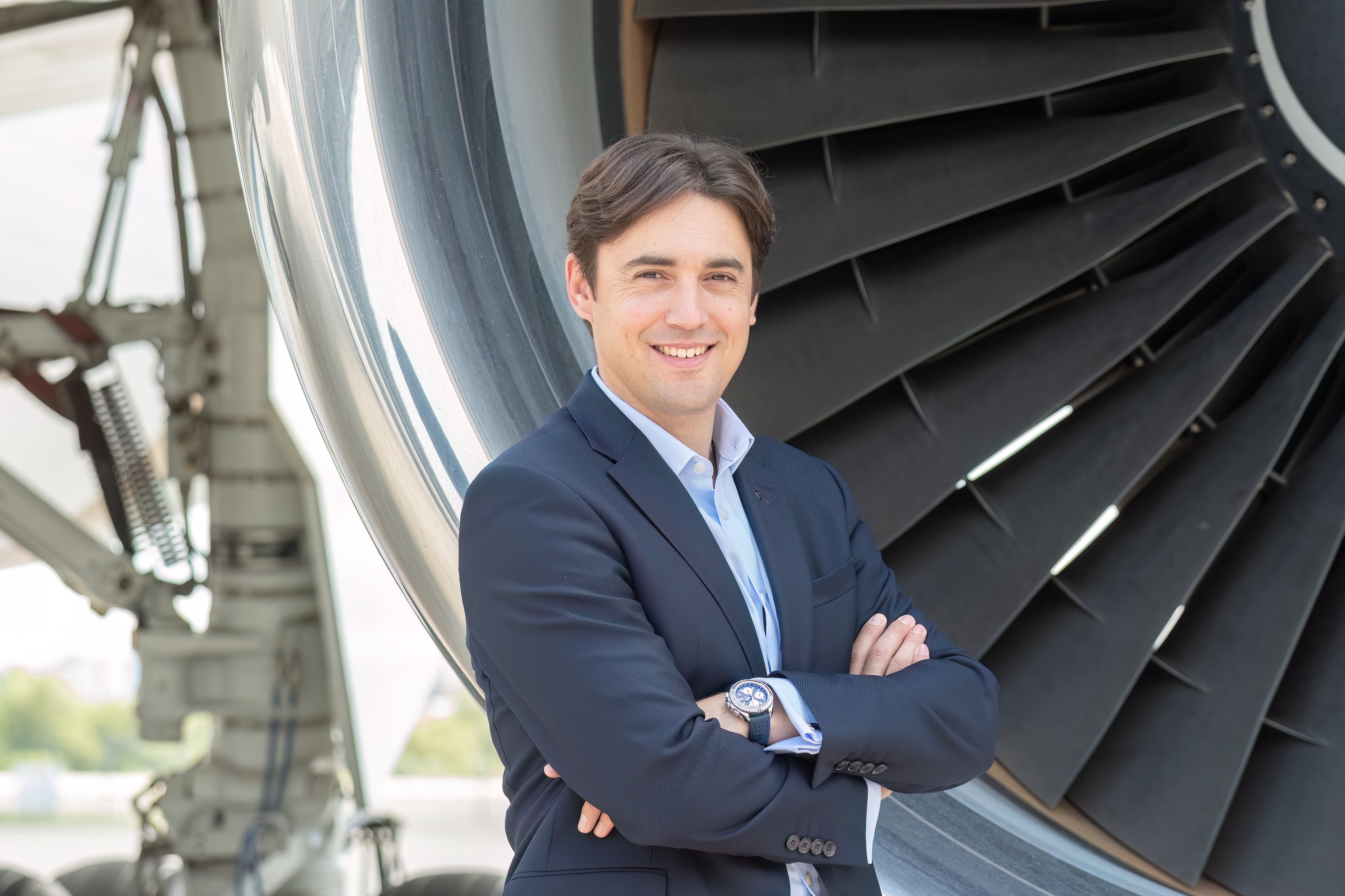 Jeremie Caillet Receives Living Legends of Aviation Award